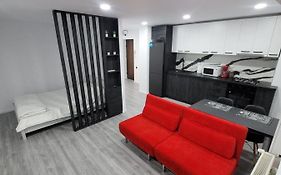 Studio 88